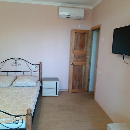 Inzhir Guest House New Athos Buitenkant foto