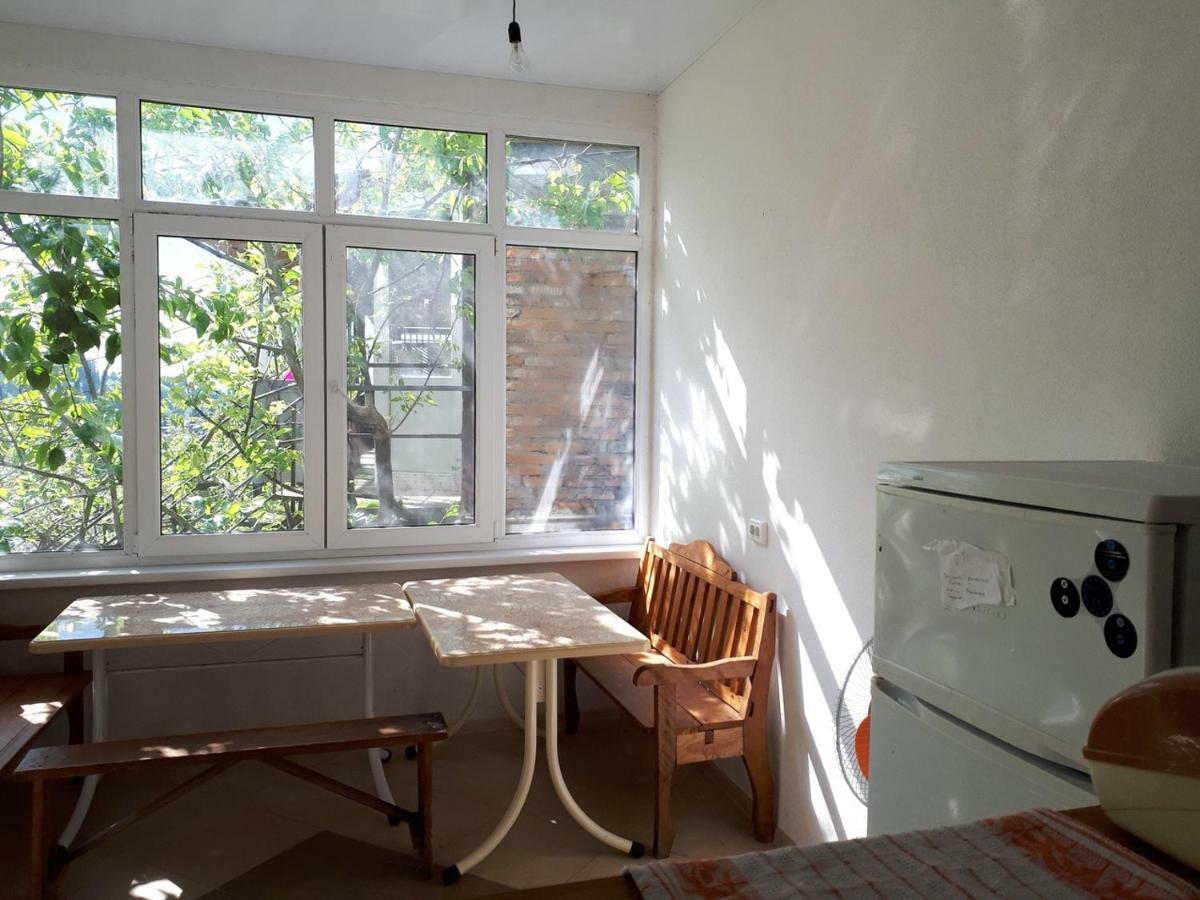 Inzhir Guest House New Athos Buitenkant foto