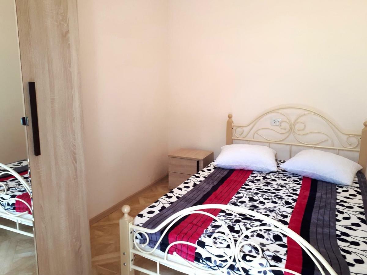 Inzhir Guest House New Athos Buitenkant foto