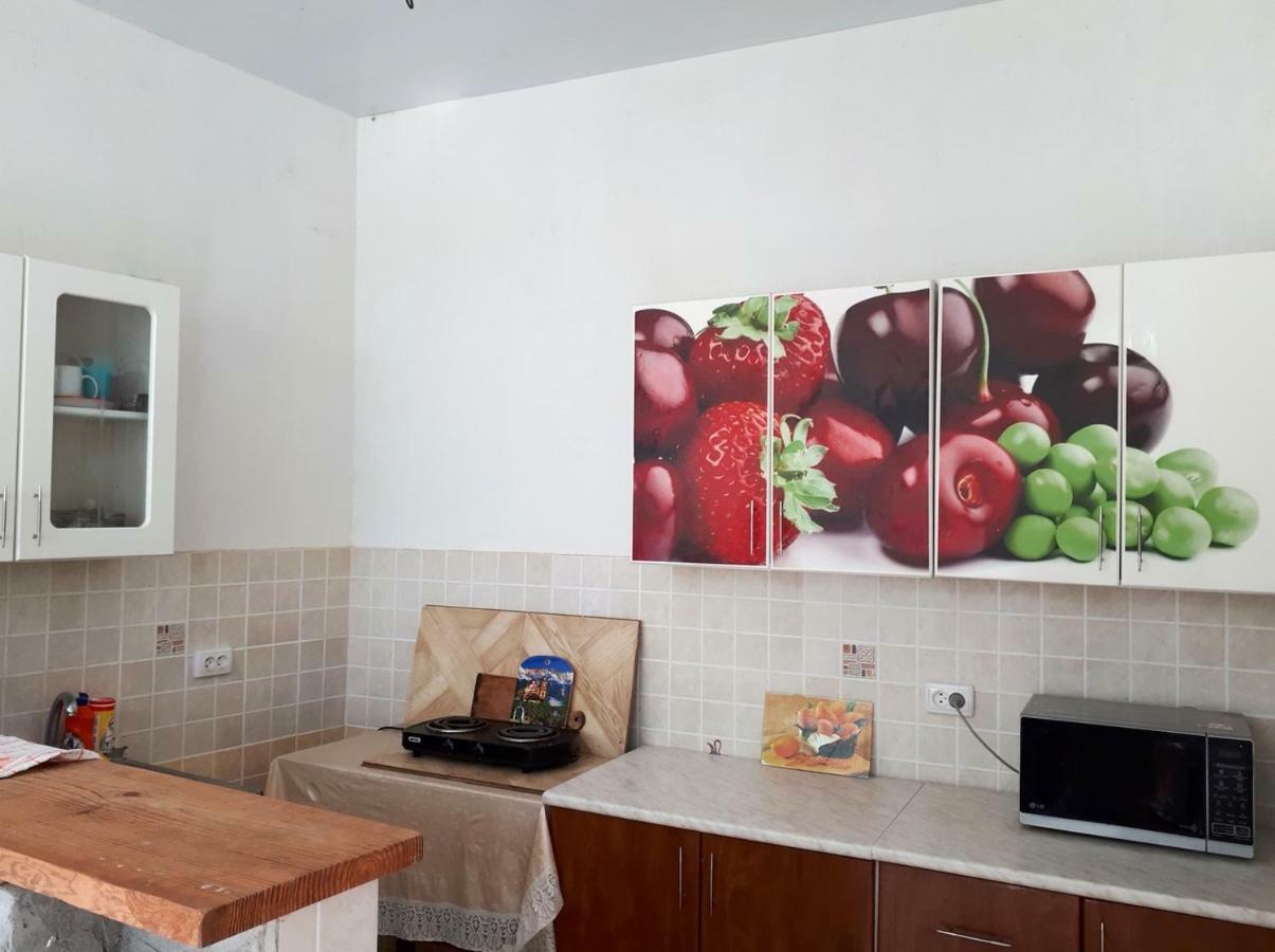 Inzhir Guest House New Athos Buitenkant foto